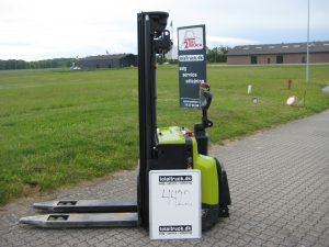 Brugt Clark stabler SX12 til salg